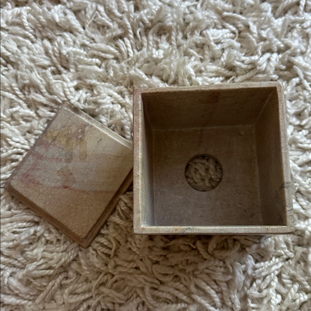 Natural Stone Square Box - Picture 9 of 10